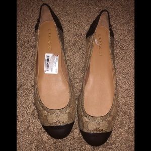 Coach flats used 3 times in excellent condition